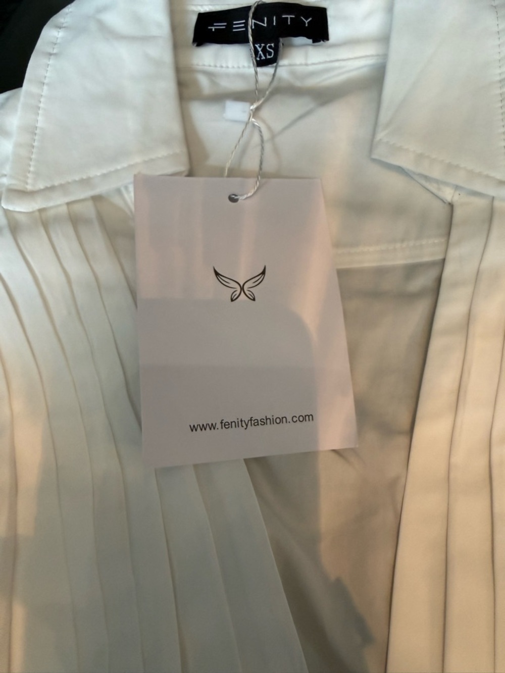White Pleated V-Neck Button Front Top - Picture 7 of 8